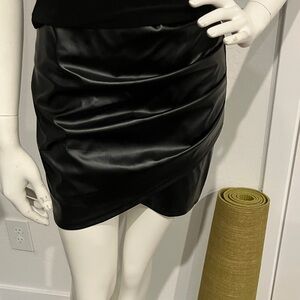 SHEIN Black Faux Leather Mini Skirt